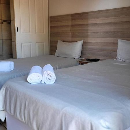 Pab-Love Guest House Куруман Экстерьер фото