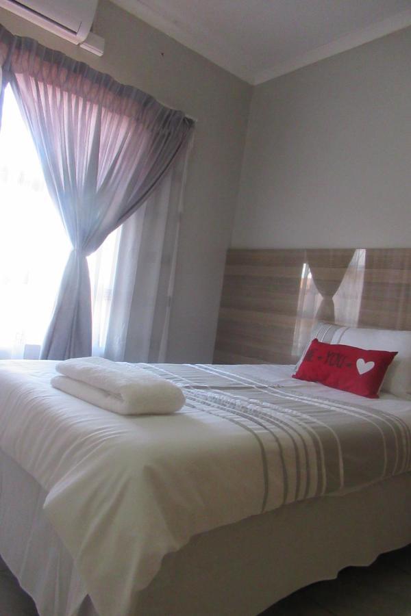 Pab-Love Guest House Куруман Экстерьер фото