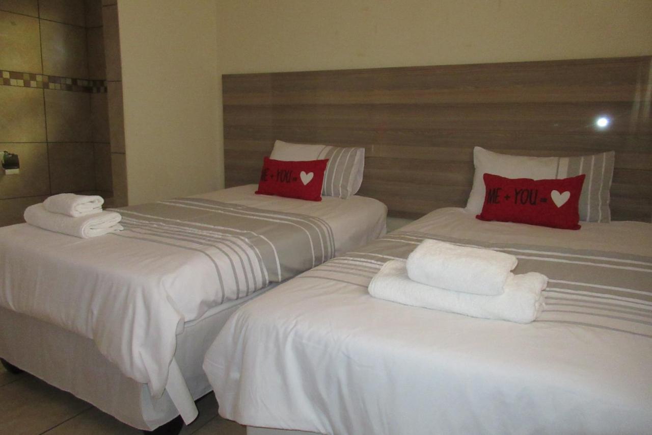 Pab-Love Guest House Куруман Экстерьер фото